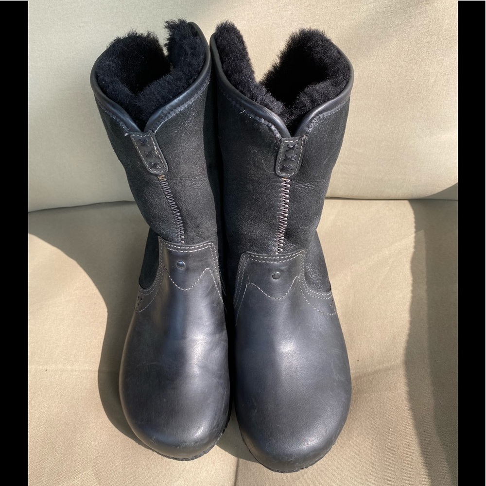 Dansko Harper Shearling Lined Boot.